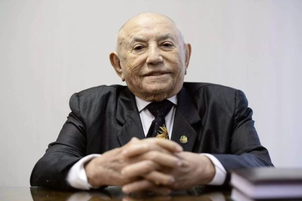 A proposta separatista voltou a ganhar força ao longo do século 20 e chegou ao Congresso Nacional nas décadas anteriores à criação do Estado. Durante a Assembleia Nacional Constituinte de 1987 e 1988, o então deputado federal José Wilson Siqueira Campos atuou pela aprovação do desmembramento e seria governador por quatro mandatos. Registros da Câmara dos Deputados mostram uma série de pronunciamentos dele sobre o tema durante os trabalhos constituintes. A criação acabou sendo incorporada ao text