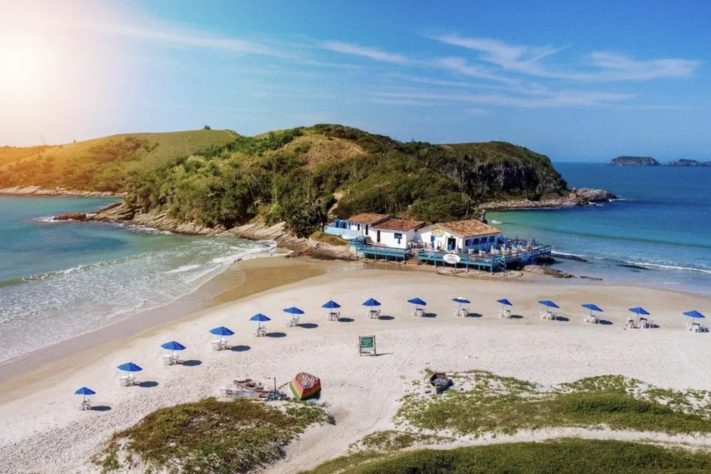Cabana dos Pescadores entre as praias do Peró e das Conchas, em Cabo Frio, no RJ – Divulgação/Jhony Bianch