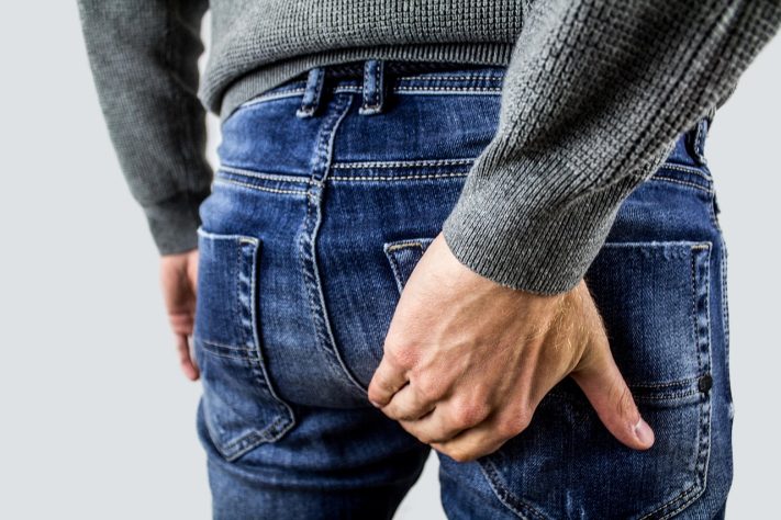 Dor na bunda/nádegas – Darko Djurin/Pixabay