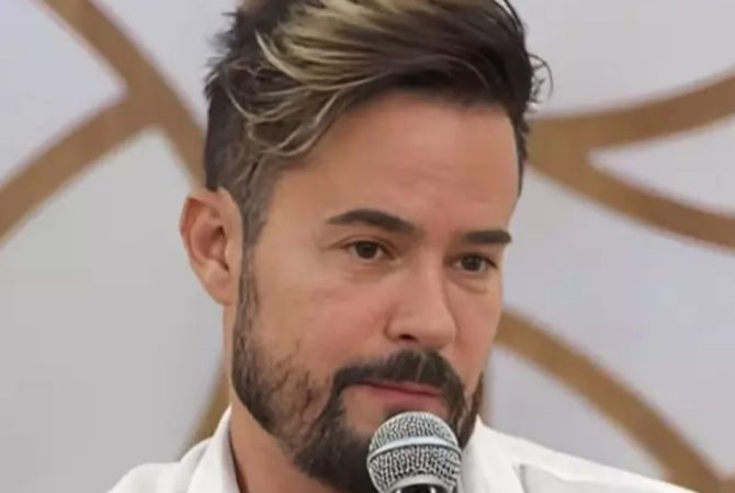 Paulinho Vilhena relembra primeiro teste para a TV e volta às novelas após oito anos