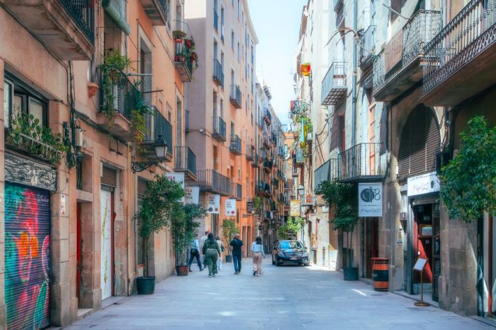 Barcelona, Espanha – Pexels/Ad Thiry