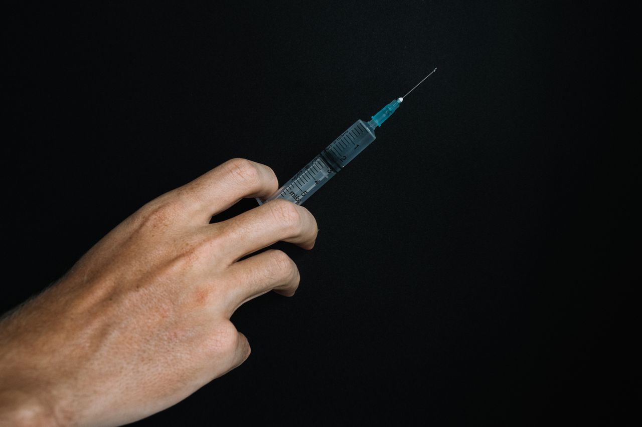 O caso de uma mulher condenada à morte que sobreviveu à injeção letal nos Estados Unidos dominou os noticiários do mundo inteiro. O procedimento acabou não produzindo o resultado esperado e terminou com a detenta levada às pressas para um hospital. Entenda mais sobre essa história!

 -  (crédito: Pexels/Anna Tarazevich)