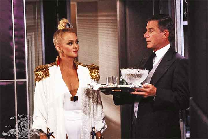 Embora nunca tenham se casado oficialmente, ela e Kurt Russell construíram uma família e trabalharam juntos em filmes como 