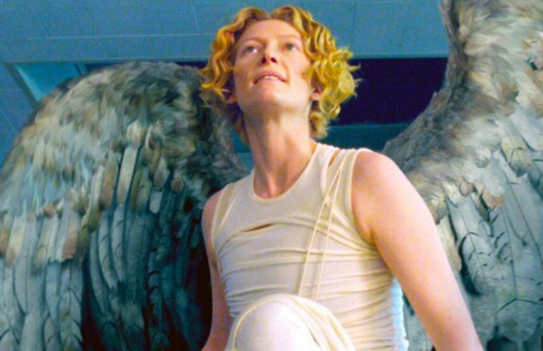 Em 2005, Swinton interpretou o anjo Gabriel no filme 