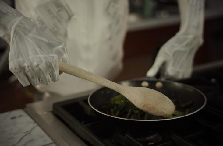 O controle dos músculos é feito por uma matriz de válvulas, proporcionando respostas rápidas e com alta precisão.