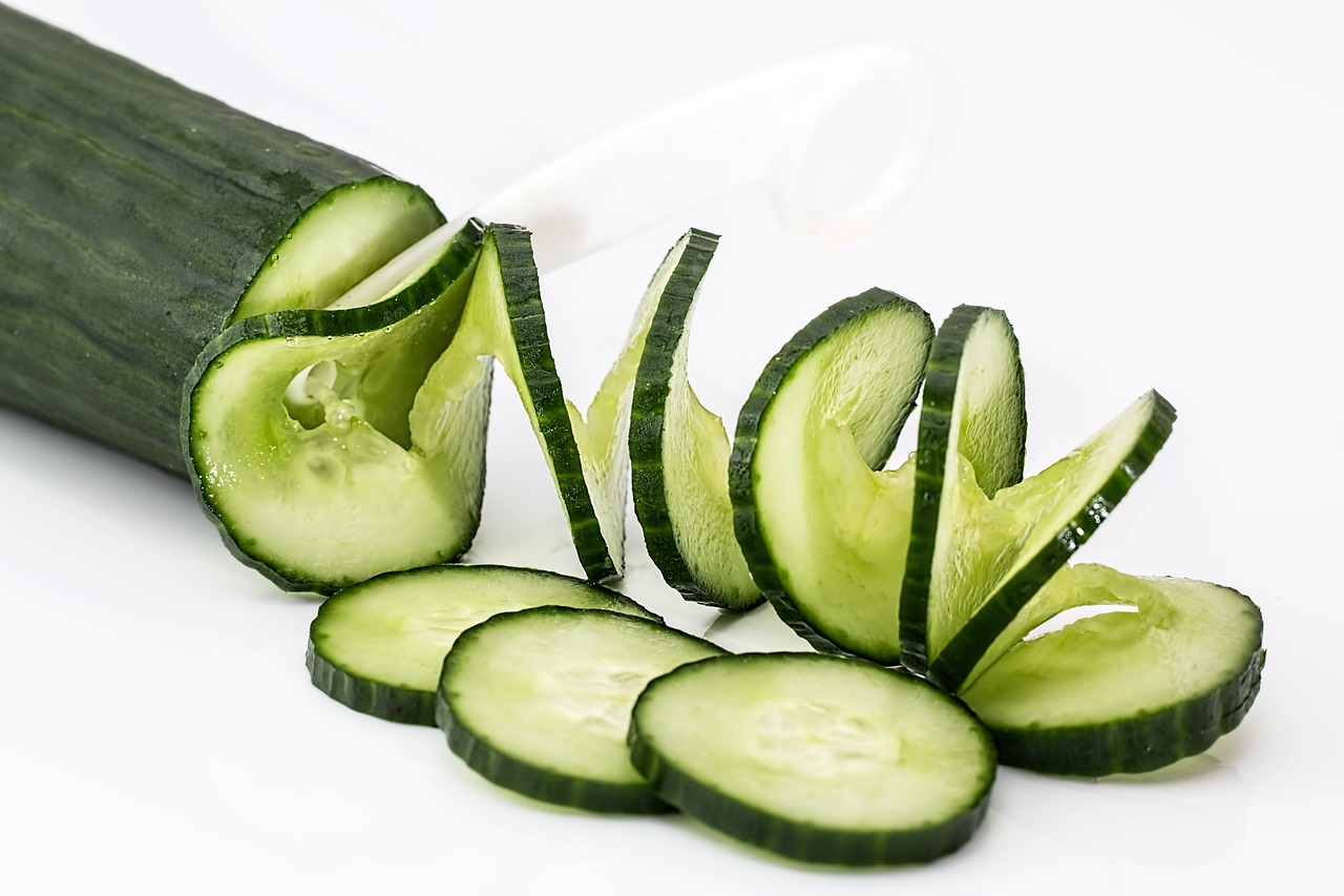 Sua alta concentração de água, minerais, antioxidantes e fibras torna-o uma escolha ideal para quem busca melhorar a saúde geral do corpo, melhorar a digestão e fortalecer a pele, ossos, cabelos e unhas.