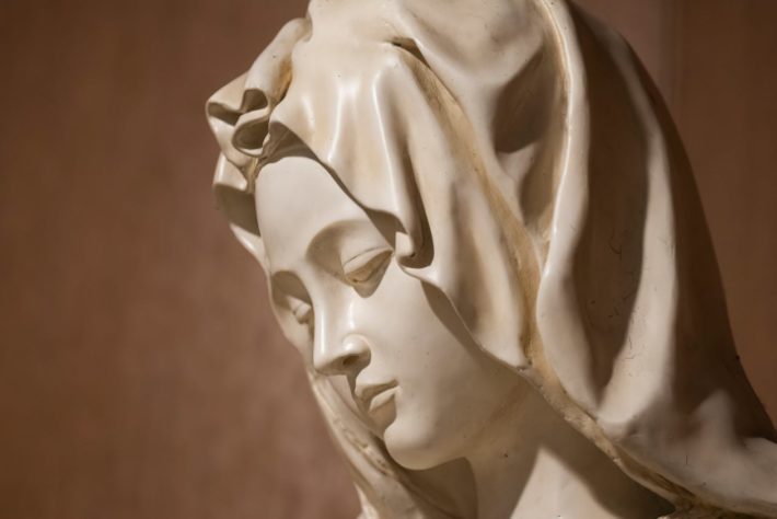 Estátua da Virgem Maria - NEUTRA